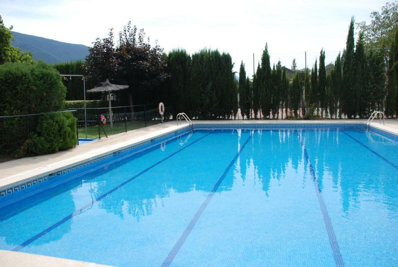Atico En Biescas Con Piscina, Tenis Y Barbacoa 외부 사진
