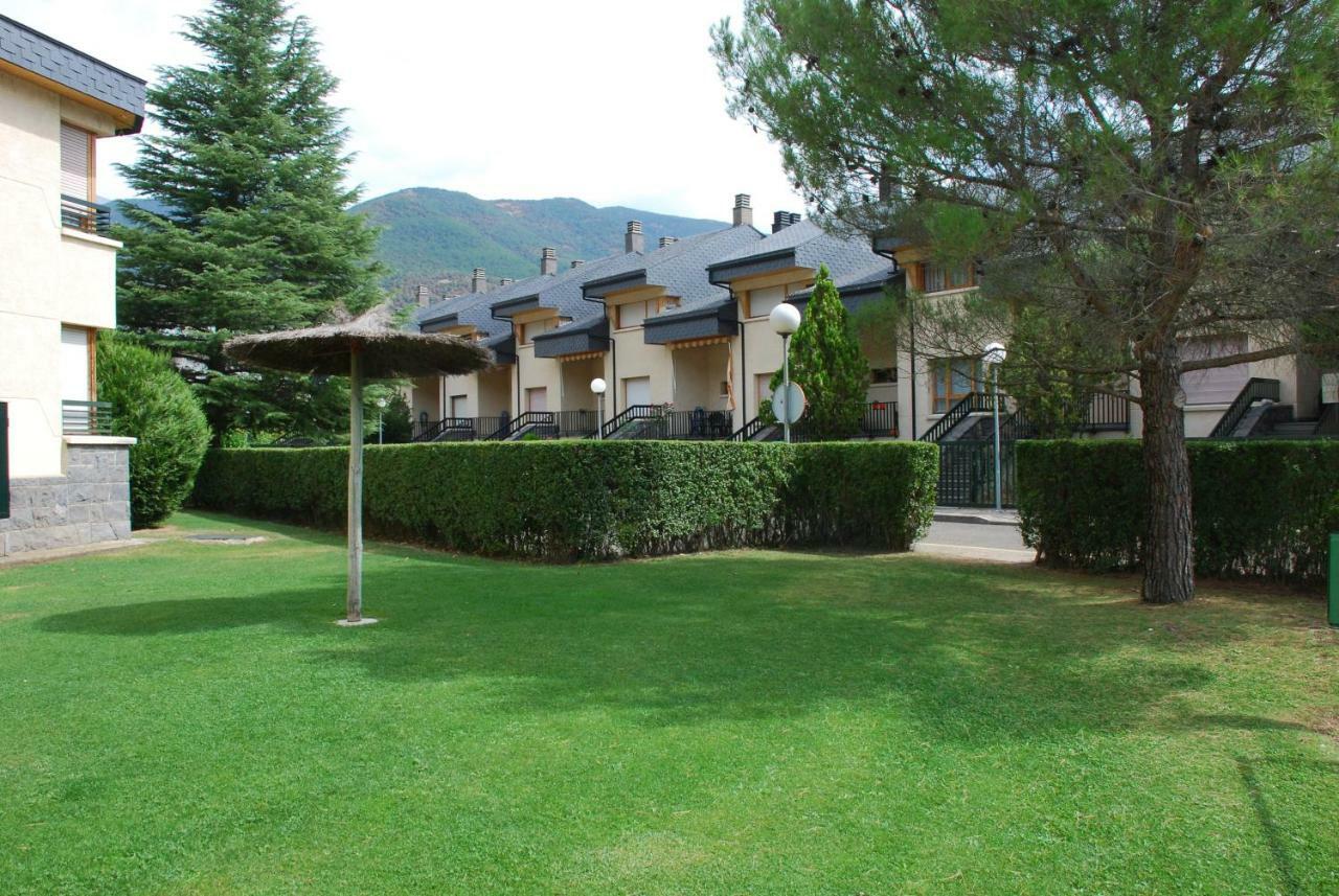 Atico En Biescas Con Piscina, Tenis Y Barbacoa 외부 사진